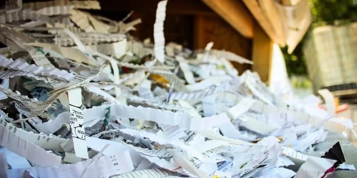 Recyclage-en-entreprise-Recyclage-des-papiers-confidentiels-en-entreprise