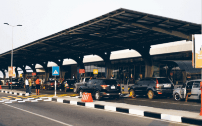 Au Ghana, recycler le plastique pour construire des routes durables