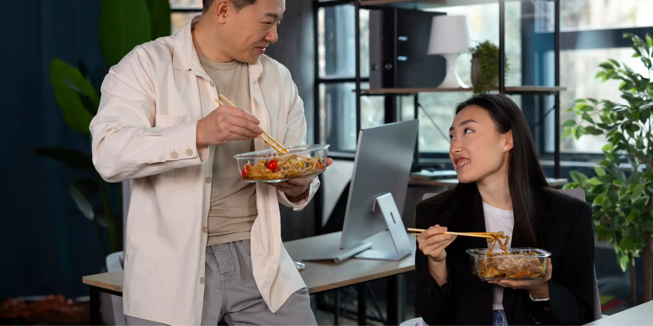 pause-dejeuner-bureau-repas-contenant-reutilisable Pause déjeuner au bureau avec des contenants réutilisables