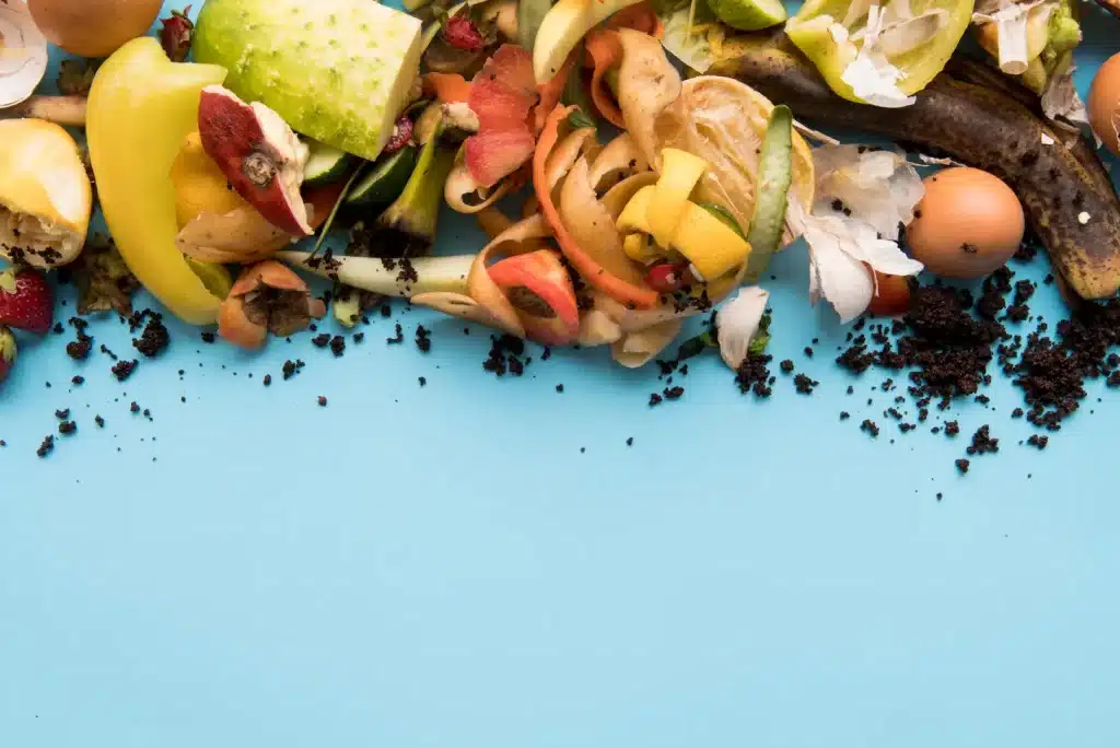 Épluchures de fruits et légumes, exemple de biodéchets alimentaires en entreprise